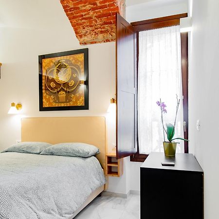 Cavour Central Apartment Torino Exterior foto
